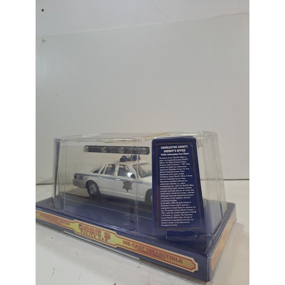 Code 3 12872 1:24 Die Cast Charleston County Sheriff Ford Crown Vic Police Car - Picture 8 of 10